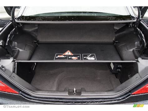 mercedes slk 230 trunk